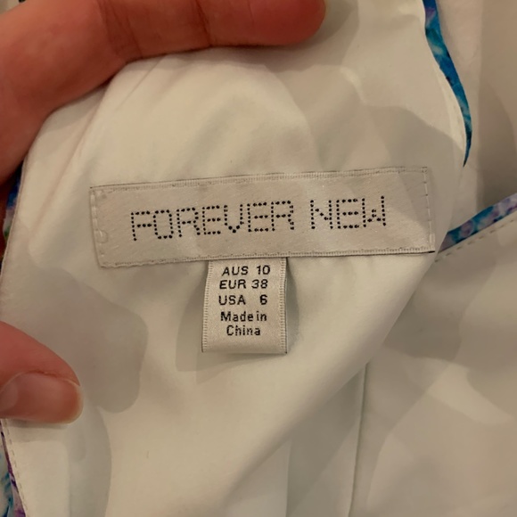 Forever New Size 6 Formal Dress - Picture 3 of 4